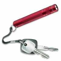 NEW MAGLITE RED SOLITAIRE FLASHLIGHT MADE IN USA